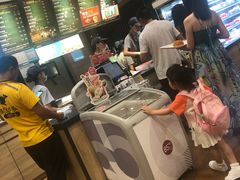 -85度C(深圳佳宁娜店)