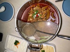 牛杂鸳鸯锅-左庭右院鲜牛肉火锅(浦江欢乐颂店)