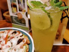 -雕刻时光咖啡馆(南院门店)