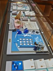 -东方福珠宝( 青岛店)