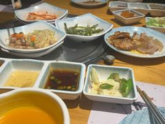 -唯成•韩国炭火烤肉 유성고기