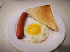 -香港新发烧腊茶餐厅(万象店)