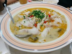 酸菜生魚-辣四方新派川菜