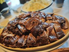 -八府香鸭·啫啫煲(华山路店)