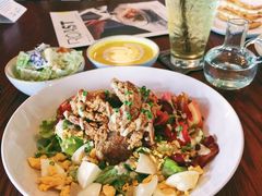 -ROAST coffee & eatery