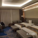 没有什么互动的节目。住的乞丐房