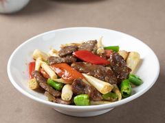 泡椒藕尖炒牛肉-春满园·早茶·粤菜·宴会(粤海店)