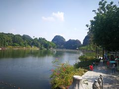 -星湖旅游景区七星岩