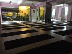 -雅米拉艺术中心(少儿舞蹈培训)