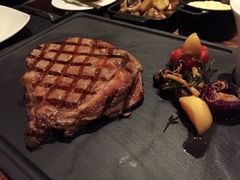 -恰餐厅及酒吧 CHAR Bar & Grill (北京丽都皇冠假日店)