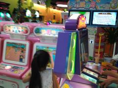 -爱玩嘉年华(龙湖源著天街店)
