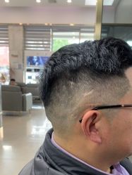 -苏奇发型·烫发染发