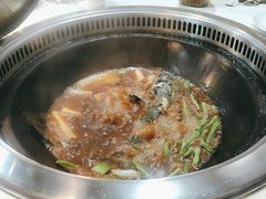 -哈尔滨烧烤·山河村铁锅炖(交大店)