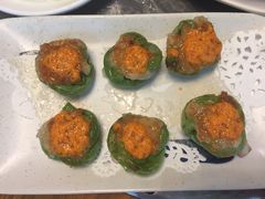 蟹黄墨鱼饼-龙桥私厨·姜花菊花过桥鱼·顺德菜(容桂店)