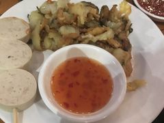 蛋煎海鲜-芭提雅Amporn Seafood自助餐厅