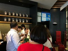 -星巴克臻选(莘庄仲盛店)