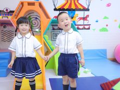 -黄浦乐烁龙鱼宝贝托育园(海潮路校区)