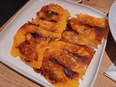 虾爬肉锅贴-连鹭海鲜·新大连菜(星海店)