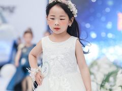 -潮童星少儿模特形体培训(郑州总校)