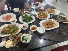 -岛中岛·海鲜大排档·万宁老字号(东澳店)