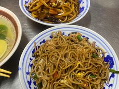 -珠宝街老左杂酱面馆