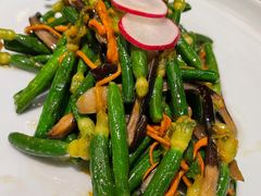 鸡枞菌炒童子黄瓜-辛香汇·现炒川菜(淮海路百盛店)