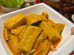 -滇香肴·云南菜蒸汽石锅鱼(云南北路店)