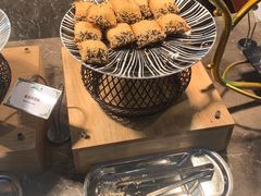 -齐河孔雀王温泉酒店·金孔雀自助百汇