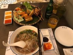 越南小吃拼盘-美奈小馆·越南料理(中航城君尚购物中心店)