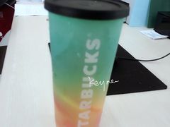 -星巴克(真如星光耀广场店)