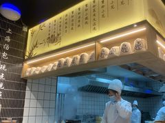 -馋三尺蟹粉小笼(人民广场店)