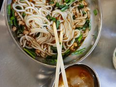 -正宗杨记普洱酸醋米线(总店)