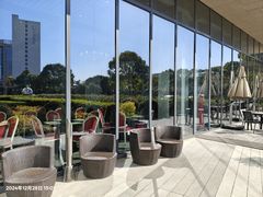 -上海虹桥西郊假日酒店