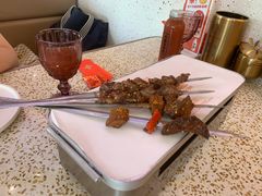-小董哥烤串·爆汁大油边(故宫店)