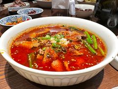 水煮牛肉-肆海小川菜酒馆Wine Bistro (青年路店)