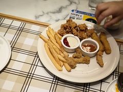 -菲滋意式餐厅(富阳东方茂店)