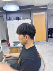 -藤野造型烫发染发