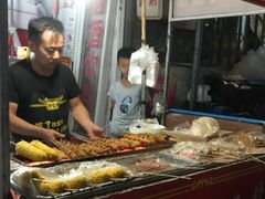 -小魏哥果仁烤面筋