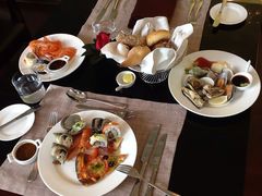 -圣丰索菲特·2 On 988 Café 自助餐厅