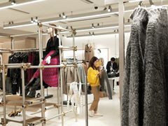 -ZARA(大上海时代广场店)