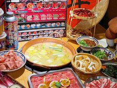 -洱火云南酸菜牛肉火锅(石景山当代商城店)