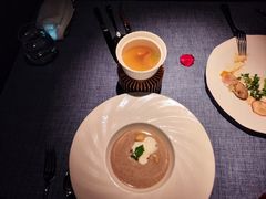 -弦月窗LUNETTE BY AMANDA(复兴路店)