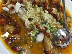 招牌肥肠鱼-关姐美食(江南西店)