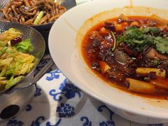 -川流不息·地道川菜·小龙虾(新松江路店)