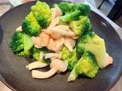 -吕氏焗小鲜•海鲜青岛菜(八大关店)