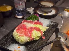 -湊湊火锅·茶憩(杭州湖滨银泰in77店)