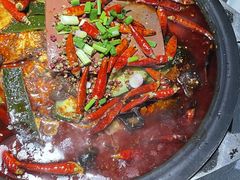 -探鱼·鲜青椒爽麻烤鱼(苏宁广场店)