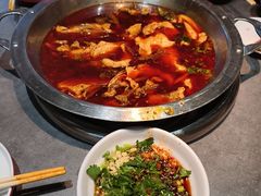 -蜀滋香鲜鱼美蛙火锅(339店)