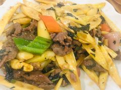 鲜笋炒牛肉-南记食粥坊·宵夜大排档(莲花总店)