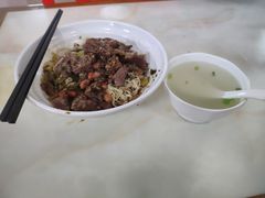 -阿阳牛腩腌面店